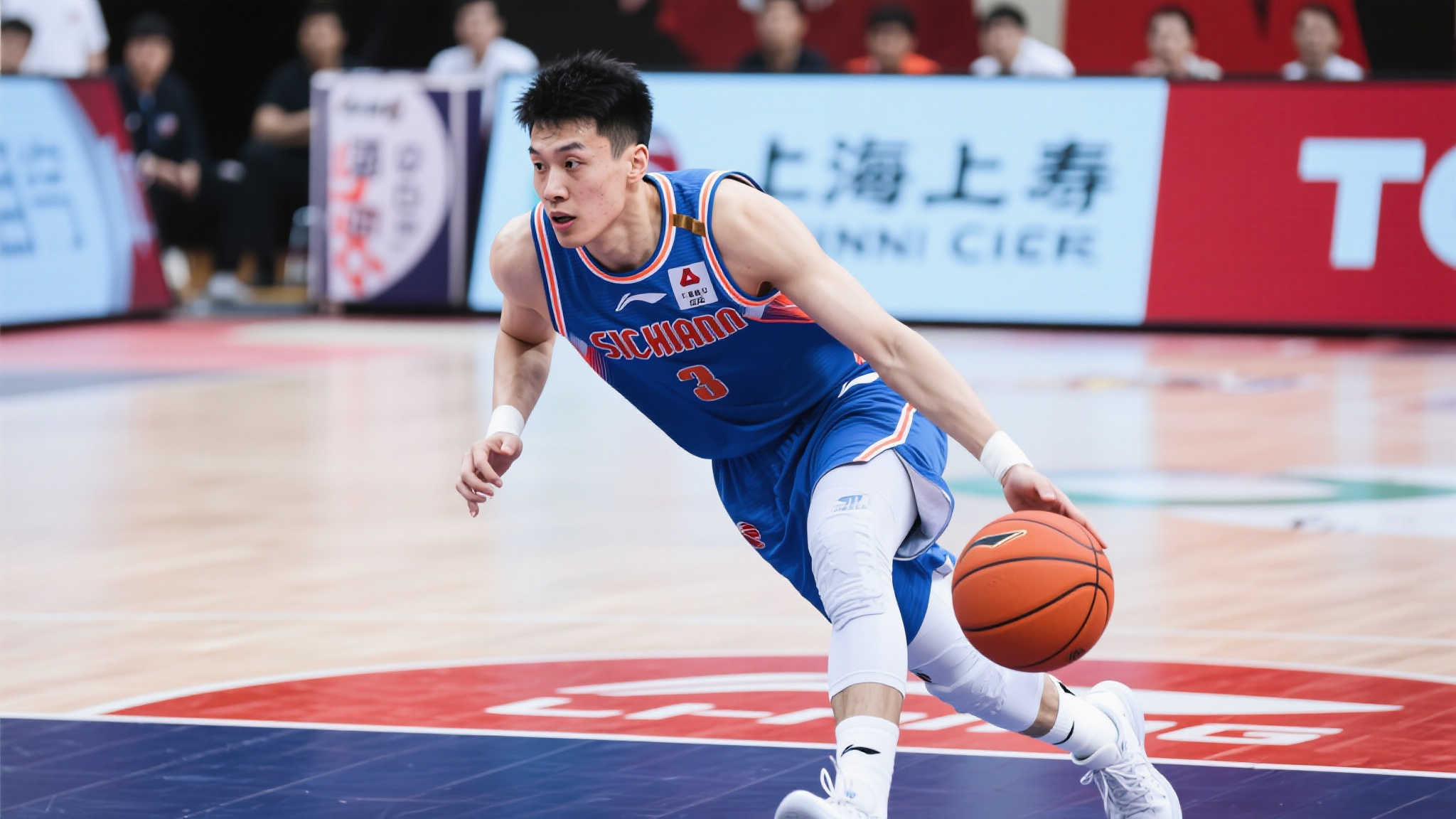 贝林凭借其 贝林凭借其